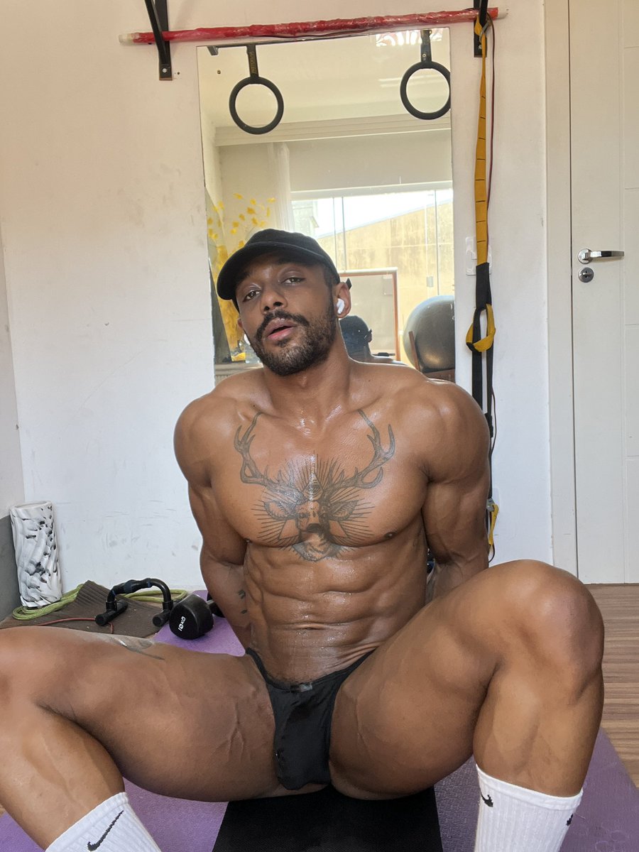 Fs87I9OWYAAoqcb?format=jpg&name=medium