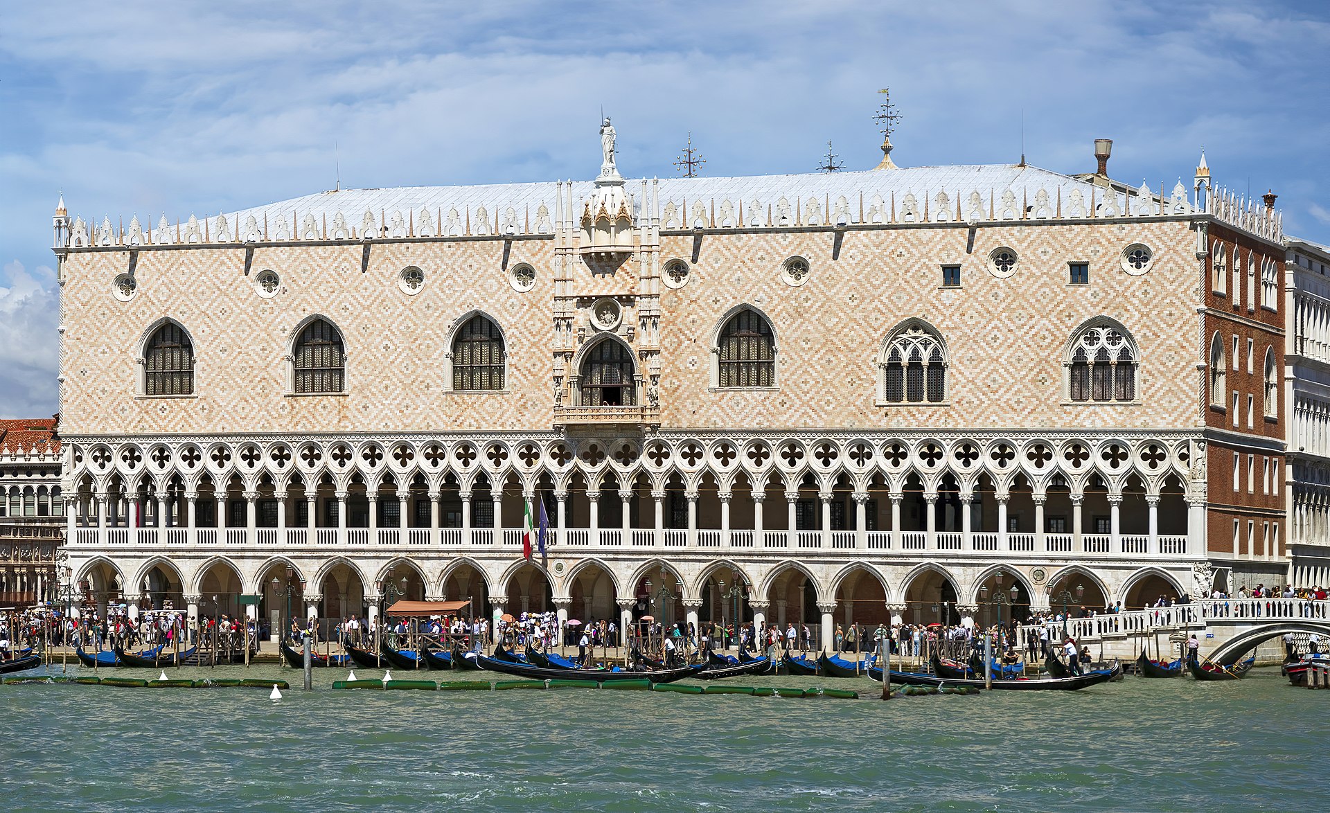 Ruskin argued that Venetian Gothic was the finest form of Gothic architecture, epitomised by the Dog