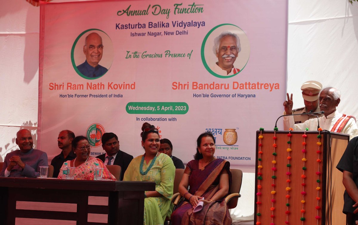 Dattatreya's tweet photo. It was so gratifying to participate in the annual programme of Delhi's Kasturba Vidyalaya. Our daughters are talented. They should be provided with all support to progress in their lives with confidence. They are the assets for us. 1/3 https://t.co/gbzwOjT3Le