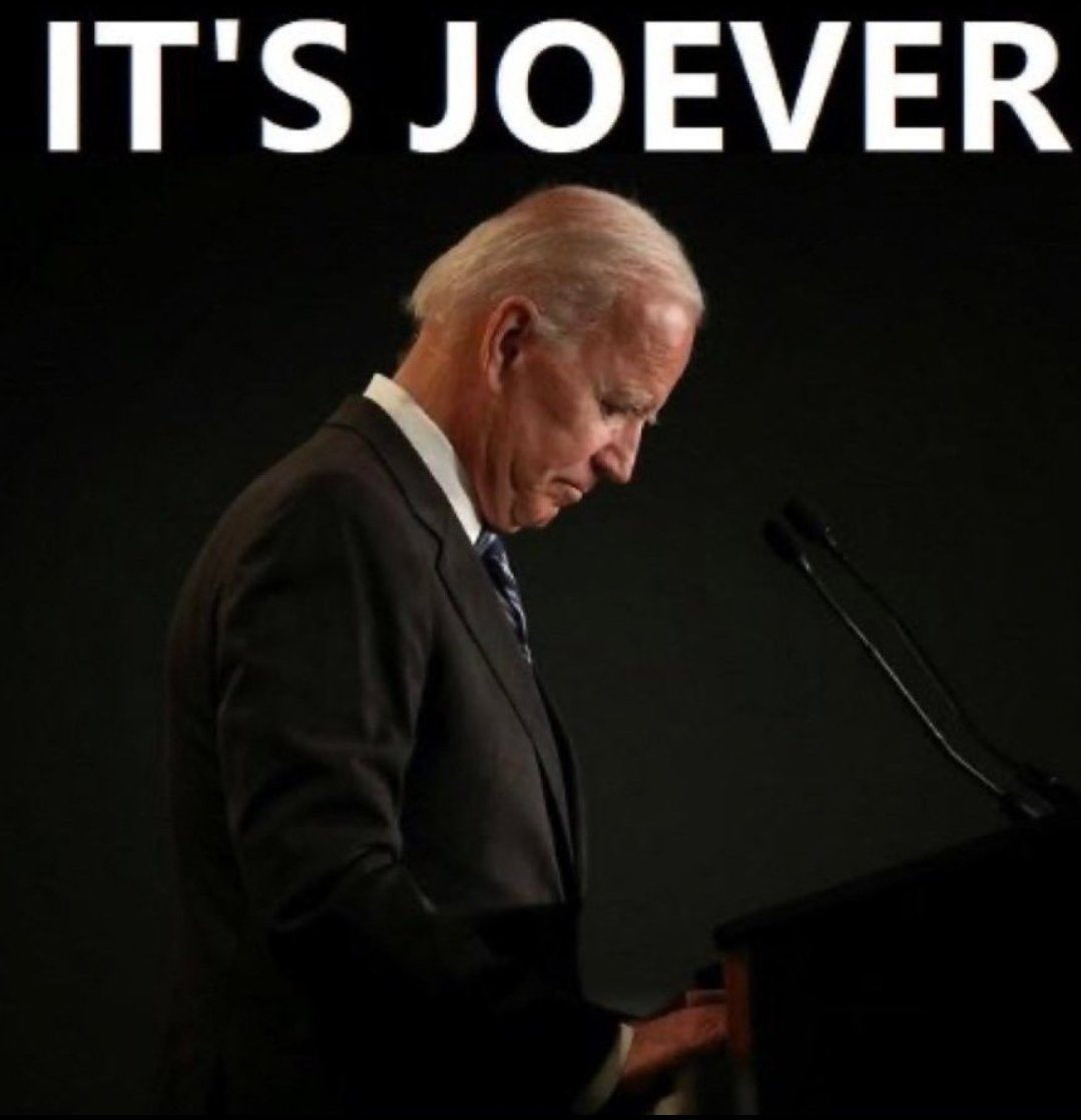 I’ll always love Chris and his personality but imo the way he dresses just isn’t it..

Granted I wear black almost every day so ya know 🤷