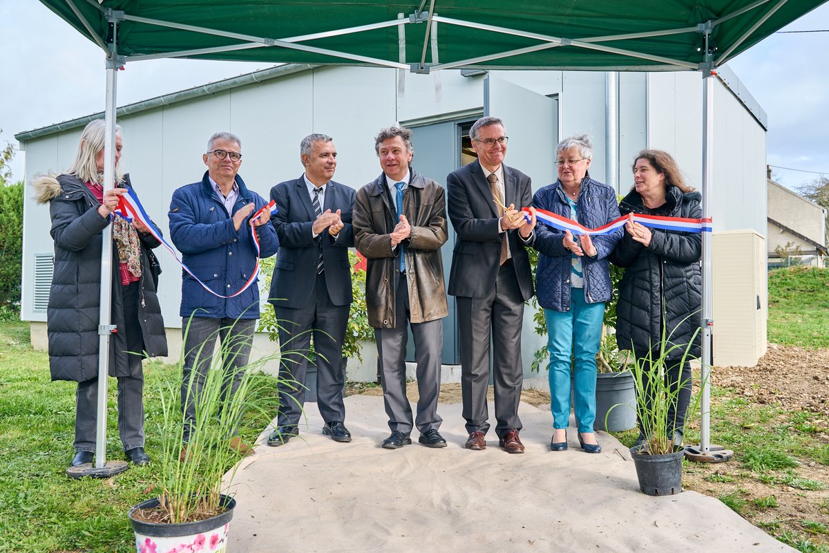 🎉<a href="/VilledeTrilport/">Ville de Trilport</a> inaugure sa nouvelle chaufferie pour les écoles Chedid, Prévert et la salle des fêtes en présence du maire <a href="/j2morer/">Jean Michel Morer</a> et du sous-préfet de Meaux, <a href="/Prefet77/">Préfet de Seine-et-Marne</a>. Investissement de 500 000 € financé à hauteur de 200 000 € par l'Etat. #PetitesVillesdeDemain🌱
