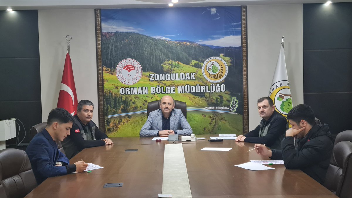 zonguldakobm's tweet photo. Aday Memurların Temel Eğitim Sınavı Yapıldı.

Aday memurların yetiştirilmesine dair yönetmelik hükümleri gereğince Bölge Müdürlüğümüzde aday memur olarak çalışan personelin asli memurluğa atanabilmeleri için tabi tutuldukları Temel Eğitim Sınavı gerçekleştirildi. https://t.co/farVx05Szs