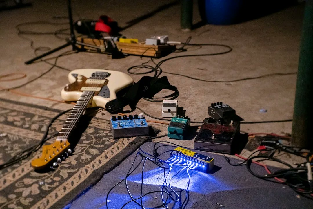 ArenaStudioUK's tweet photo. Do you have a favourite guitar Pedal?
One you could never live without?
#ArenaRecordingStudio #guitar pedals #guitarplayer #Crewe #Cheshire https://t.co/jjGMYyG1bj