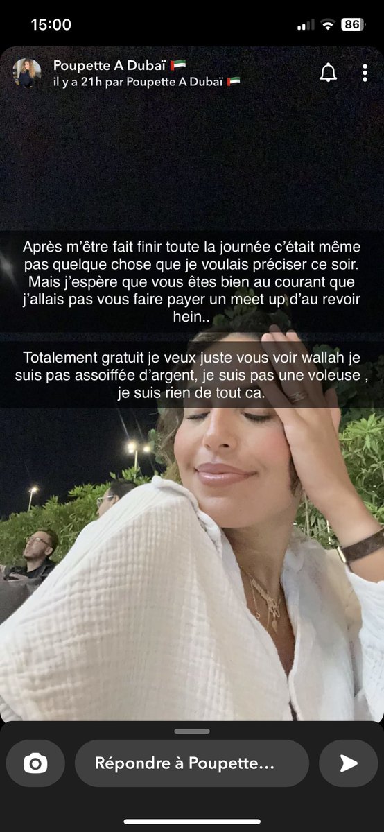 sofiiaaa213's tweet photo. 😂😂😂😂😂😂😂😂😂😂😂😂 la blague de l’année elle même elle crois pas à son mensonge elle a pas préciser pour voir si les gens allait dire ok ça sera combien et dans ses cas là elle aurais fait payer vous inquiétez pas la assoiffer d’argent loupe rien #poupettekenza https://t.co/wOIw6dzhan