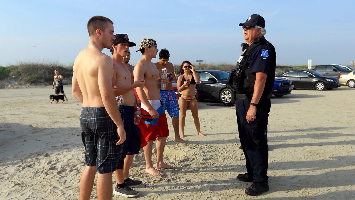 Enjoying spring break to the fullest? As you hit the town and let loose, remember the risks of drinking too much and engaging in behaviors that could get you in trouble. Stay safe, and have fun!

#springbreak2023 #staysafe #dui #publicintoxication