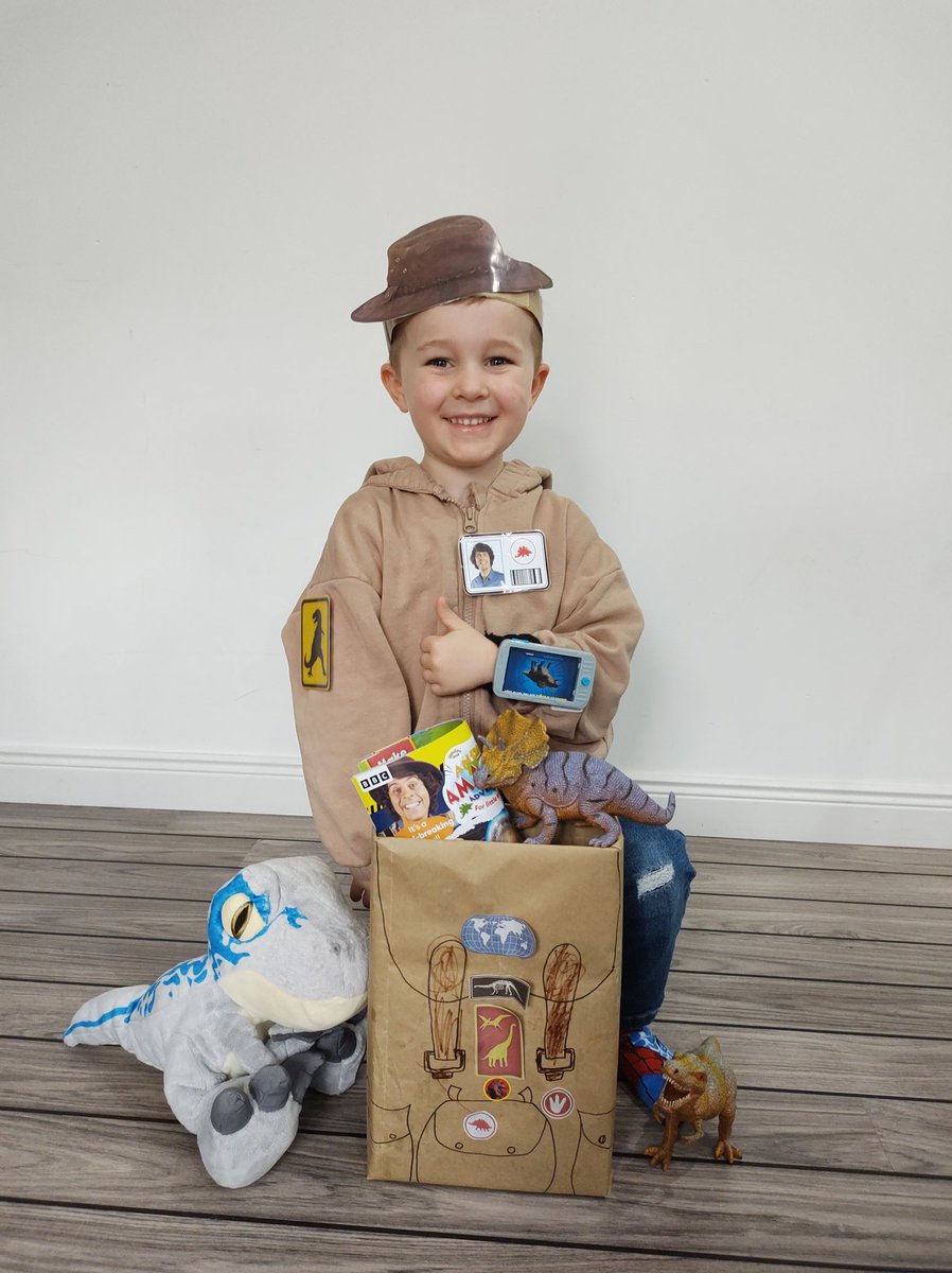 TheTeacherMike's tweet photo. Spent yesterday making Hattie's backpack so this guy can play at being @AndyDayTV! We're off...*to the time of Allosaurus!* #dinosauradventures https://t.co/P59CFrUc02