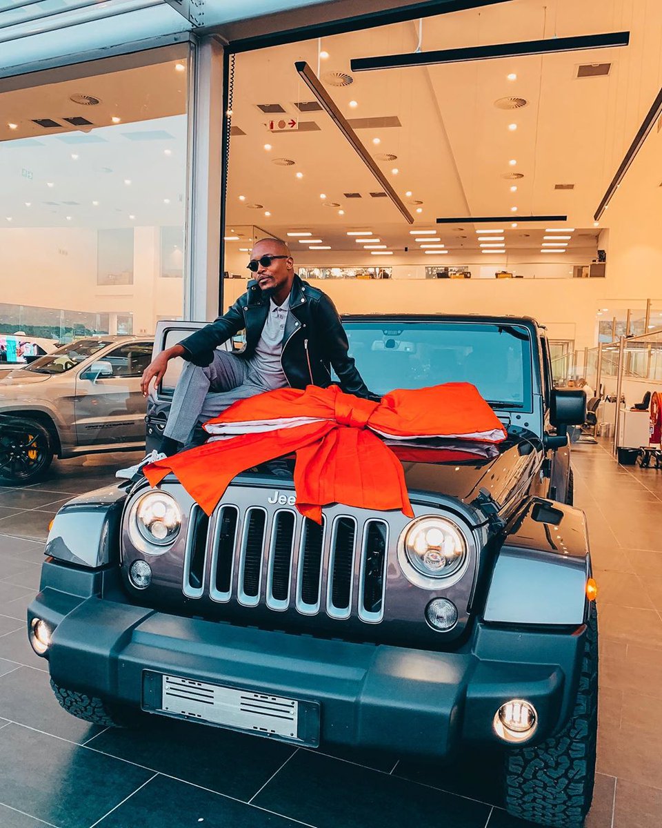 TheCleanCarClub's tweet photo. SA CELEBS AND THEIR CARS ππ
Moshe Ndiki #SouthAfricanCelebs #FamousRides #TheCleanCarClub https://t.co/TiVFZ7bMVS