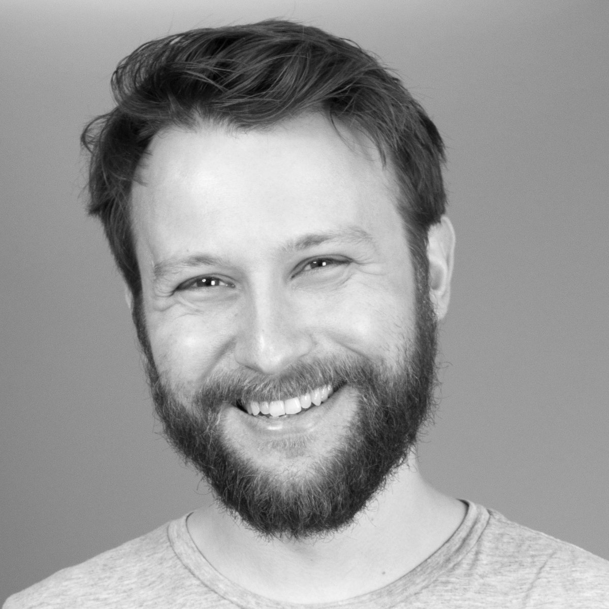 Dr Richard Berks, a freelance #science writer to discusses the effective #sciencecommunications for #charities - why good science communication is important in the #thirdsector, how to  trust your #supporters &amp; sharing #stories of #medicalresearch

open.spotify.com/episode/19LAuo…