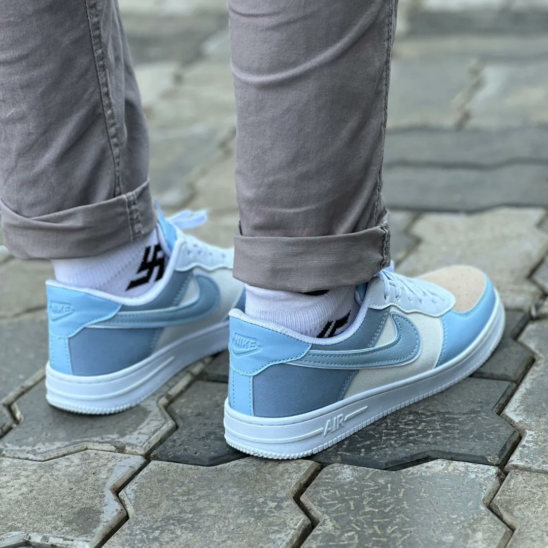 Oneclickstore's tweet photo. ON  EID UNBELIEVABLE SALE😍

NIKE SB DUNK GREEN GLOW 😍
SIZE 36-45 ✌️✌️
IND  ( Uk 3-10) ❤️
PRICE  1399 re NOW 💵💵
ORIGINAL BOX PACK 📦📦
SUPERIOR QUALITY ✌️✌️
SHIP FREE 🚢🚢 https://t.co/y38sBy33ux