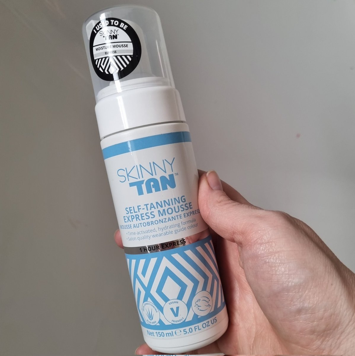 reviewedbyhanna's tweet photo. Thank you @SkinnyTanHQ for my Self-Tanning Express Mousse 🧡. Look forward to trying this one out as I've only ever tried gradual tanners!
#selftan #skinnytan #instanttan https://t.co/w9BfwPU4yA