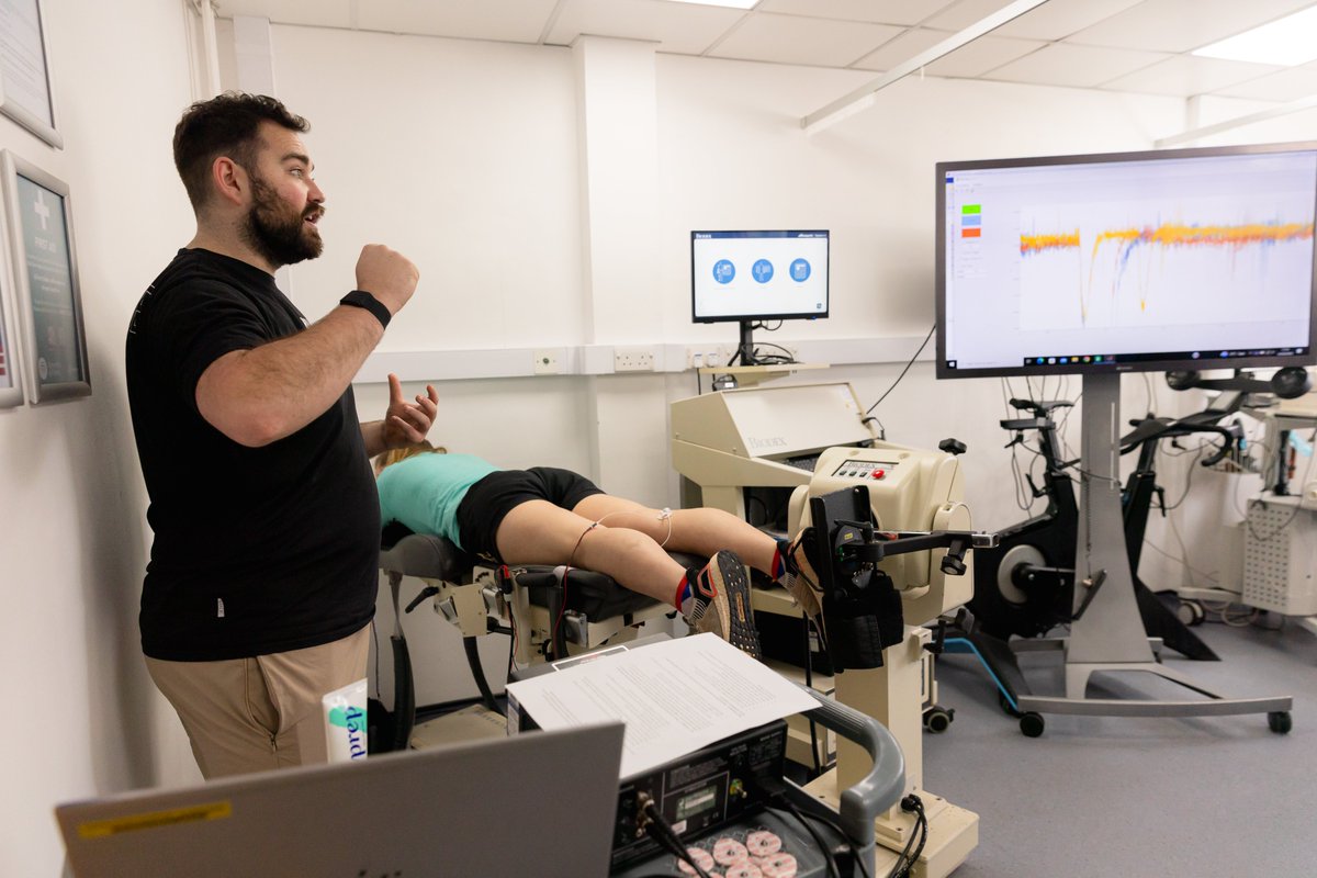 FarrisDominic's tweet photo. This years #NBD2023 event run between @UniofExeter and @ExeterChiefs was a great day with students from @ExeterCollege and @Truro_Penwith checking out both labs and learning about biomechanics in sport and health https://t.co/qgMjiYGUna