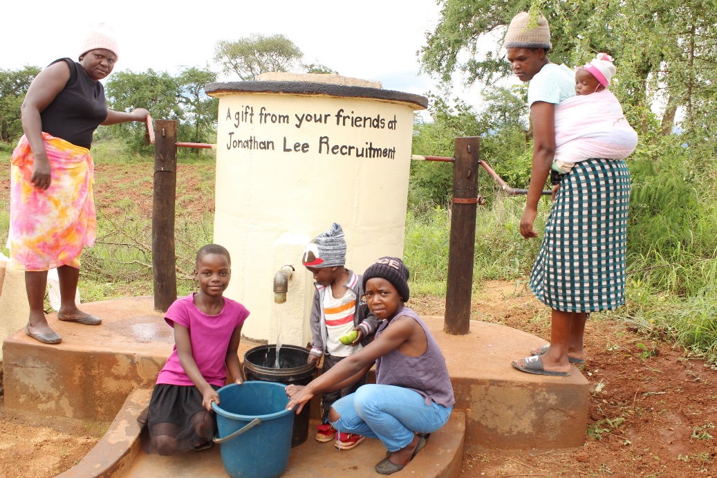 JonLee_Recruit's tweet photo. Our unique relationship with @AquAidWaterCool allows us to help those less fortunate than ourselves.

We are delighted to say that a powerhouse pump has now been built on our behalf which proudly displays our name.

To read more: https://t.co/YD1mOCIGik

#aquaid #jonleelife https://t.co/Gv66kmfn3O