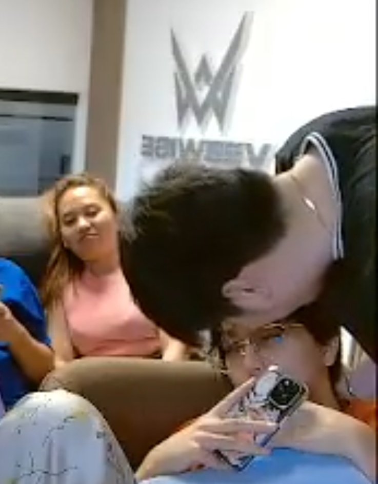 veesimp_'s tweet photo. cuties <3 https://t.co/6suBs4Zqx0