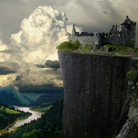 Rocky Perch, Kilchurn Castle, Scotland #RockyPerch #KilchurnCastle #Scotland ericarogers.com