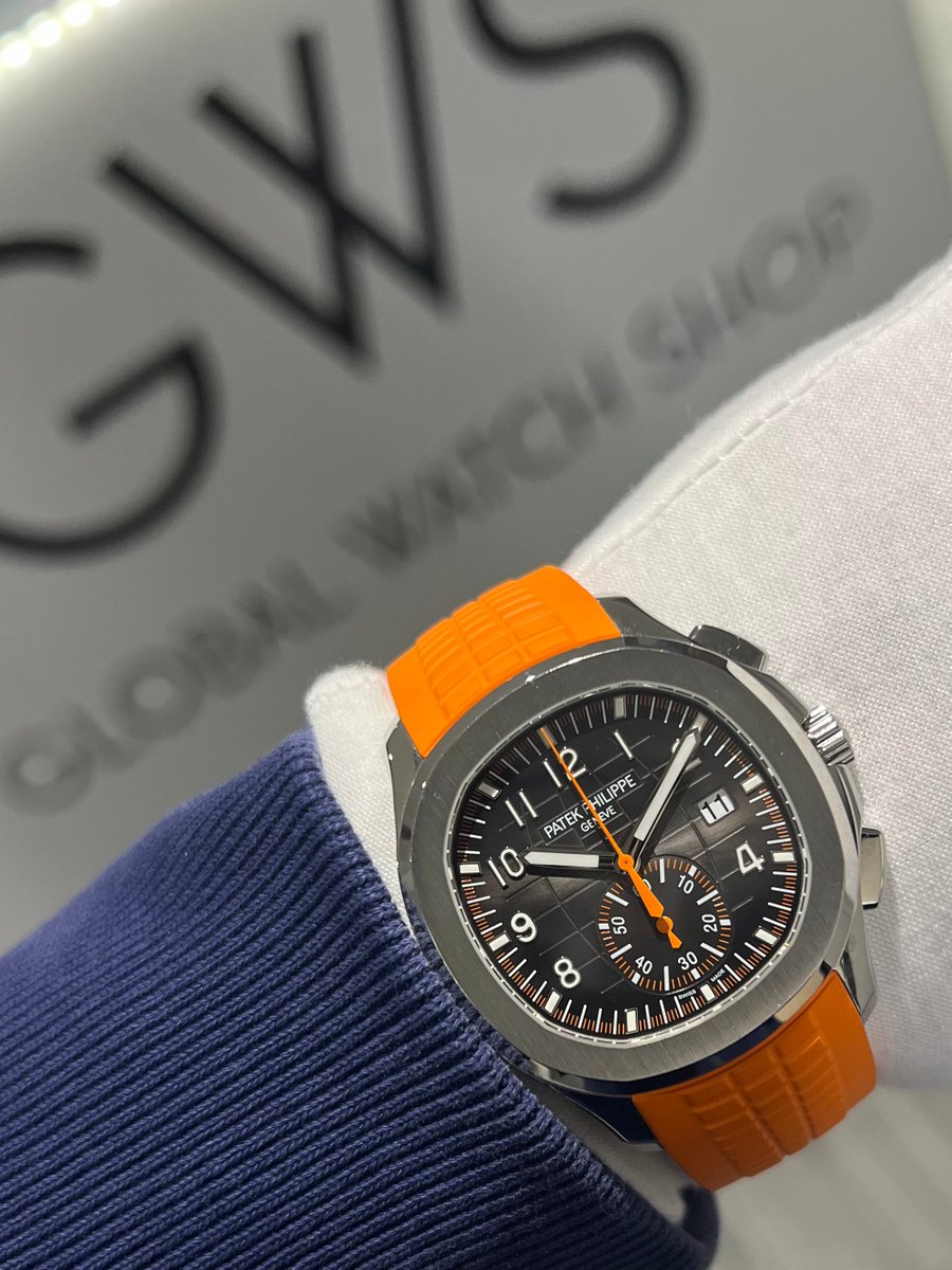 Is there a better Patek Philippe Aquanaut? This stainless steel 5968A is absolutely stunning, in mint condition with both original straps. globalwatchshop.co.uk/patek-philippe…