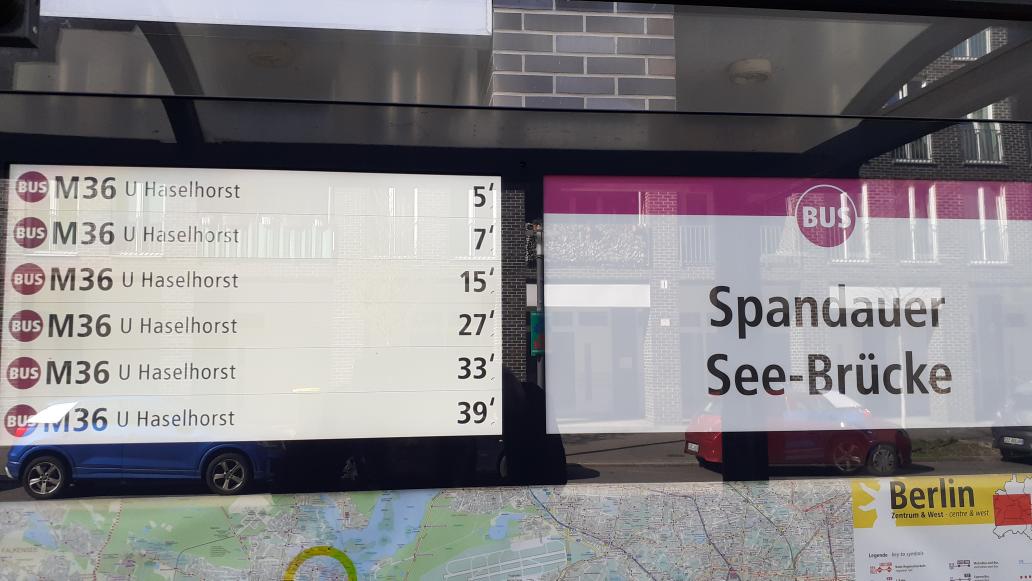 Ab wann ist es eigentlich Betrug, wenn laut BVG-Fahrplan alle 5 Min. ein Bus kommen sollte?