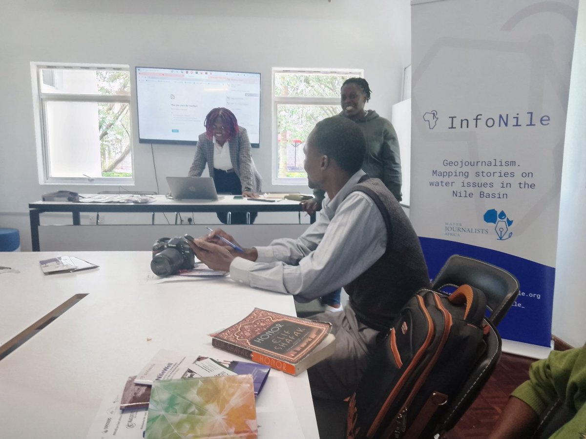 marymwendwa's tweet photo. Lenah Bosibori explaining how she  used the wildeye tool during her  investigation on Gravy Zebras.
@infoNILE 
@OxCIEJ 
@earthjournalism 
@Wildeye 
@TalkAfrica1 
@kws
@NyamuJim
#wildeyeeastafricatraining
#wildlifecrimes https://t.co/q8ZjZM0wJp