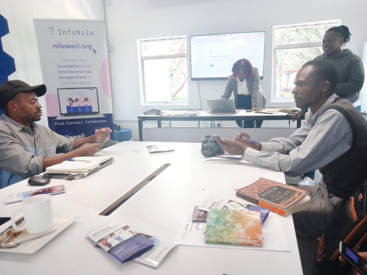marymwendwa's tweet photo. Lenah Bosibori explaining how she  used the wildeye tool during her  investigation on Gravy Zebras.
@infoNILE 
@OxCIEJ 
@earthjournalism 
@Wildeye 
@TalkAfrica1 
@kws
@NyamuJim
#wildeyeeastafricatraining
#wildlifecrimes https://t.co/q8ZjZM0wJp