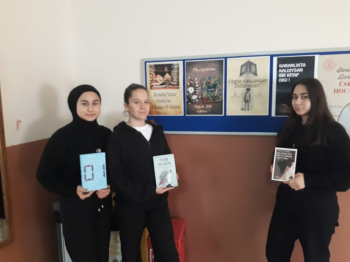 MithatpasaM's tweet photo. 29 Mart Ve 4 Nisan arası Kütüphane Haftası 📒📚📙📗
@istanbul_MTE
@istanbulilmem
@uskudarmem https://t.co/zvwkieM1n2
