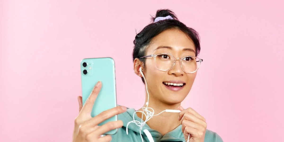 How did Leenda Dong go from a theater kid to a mega-influencer? 

Tap to read on: fal.cn/3x9kO  

#tiktok #leendadong #comedicskits #meetthecreator