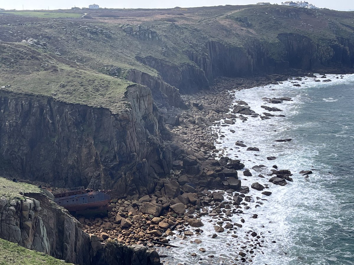 EmmaMurfin's tweet photo. Sennen Cove https://t.co/PcAEJjjxER