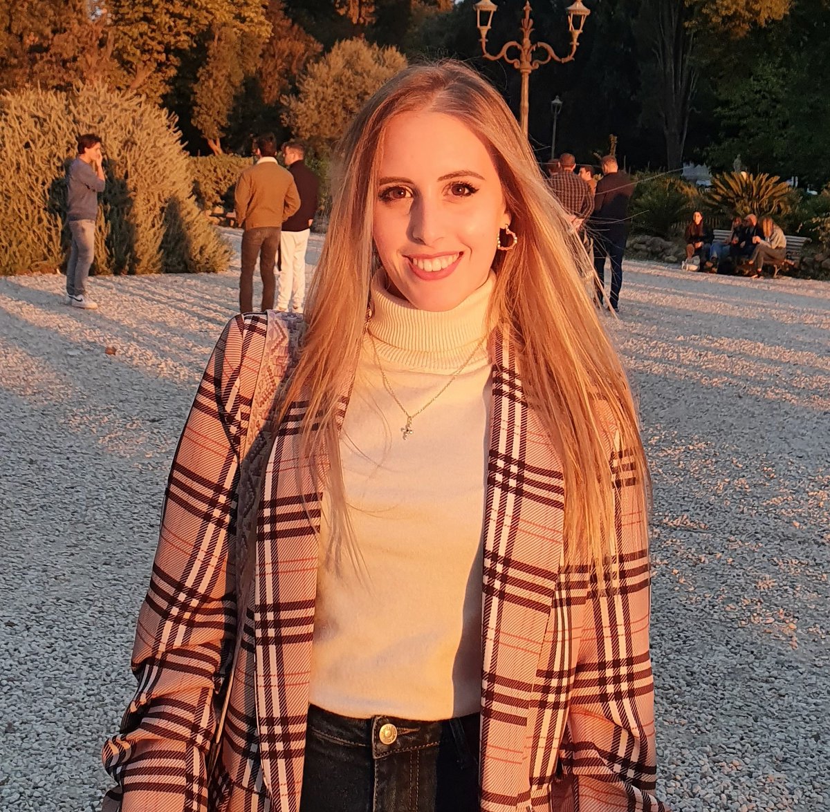 La toscana Silvia Donnini, si è aggiudicata il Premio Scuole di Giornalismo con il suo video "A Città di Castello si celebra la trifola bianca dell’Alto Tevere Umbro" andato in onda su Studio Aperto di Italia1.

bit.ly/3JXZAYd