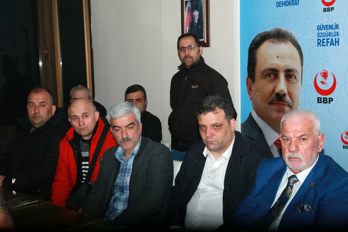bbpkocaeli1's tweet photo. Büyük Birlik Partisi Kocaeli İl Başkanımız  Av. Kaan Şengil, Körfez İlçe Teşkilatımız ile seçim öncesi istişare toplantı gerçekleştirdi.
@KaanSengil @kupcumetehan @bbpgenelmerkez @Mustafa_Destici @Desticikurumsal https://t.co/mpolU4OKyv