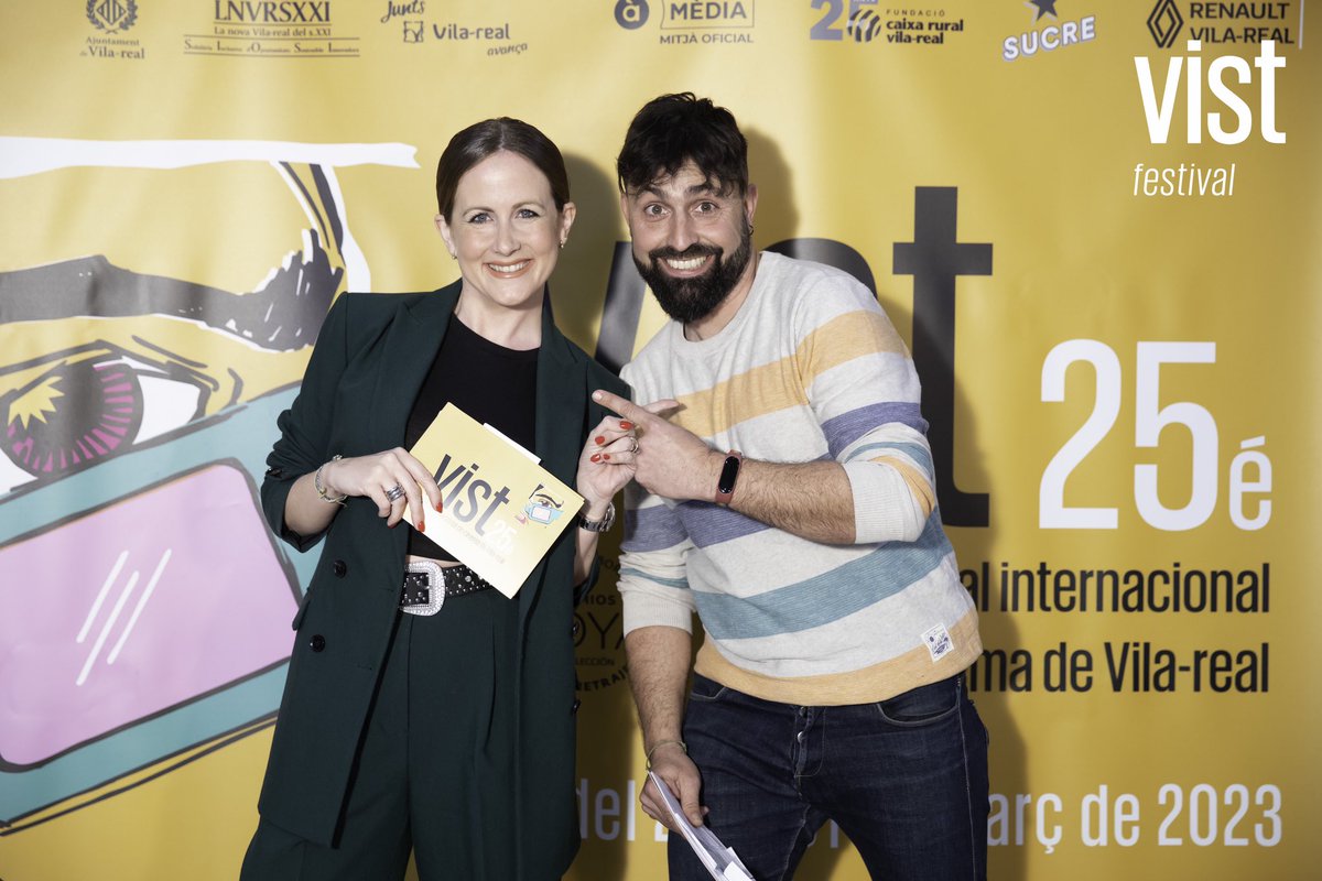 🫣 Team Mònica o team Jordi ? 🫣

Els nostres presentadors ens tenen el cor dividit 💔 i és que ells, en el fons, s’estimen un poquet 😄

#vist #vist2023 #vistfestival #festivaldecine #presnetador #presentadora