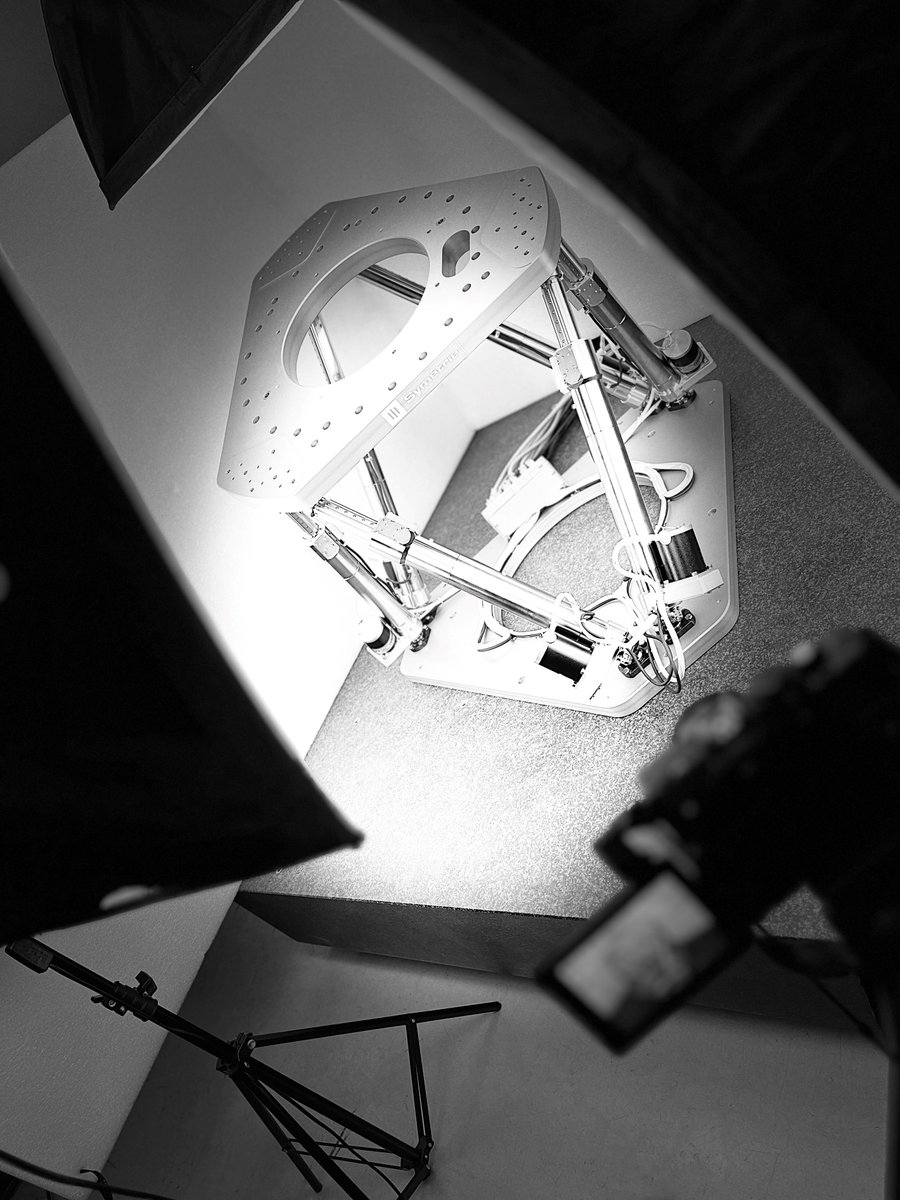 Symetrie Hexapods tweet media