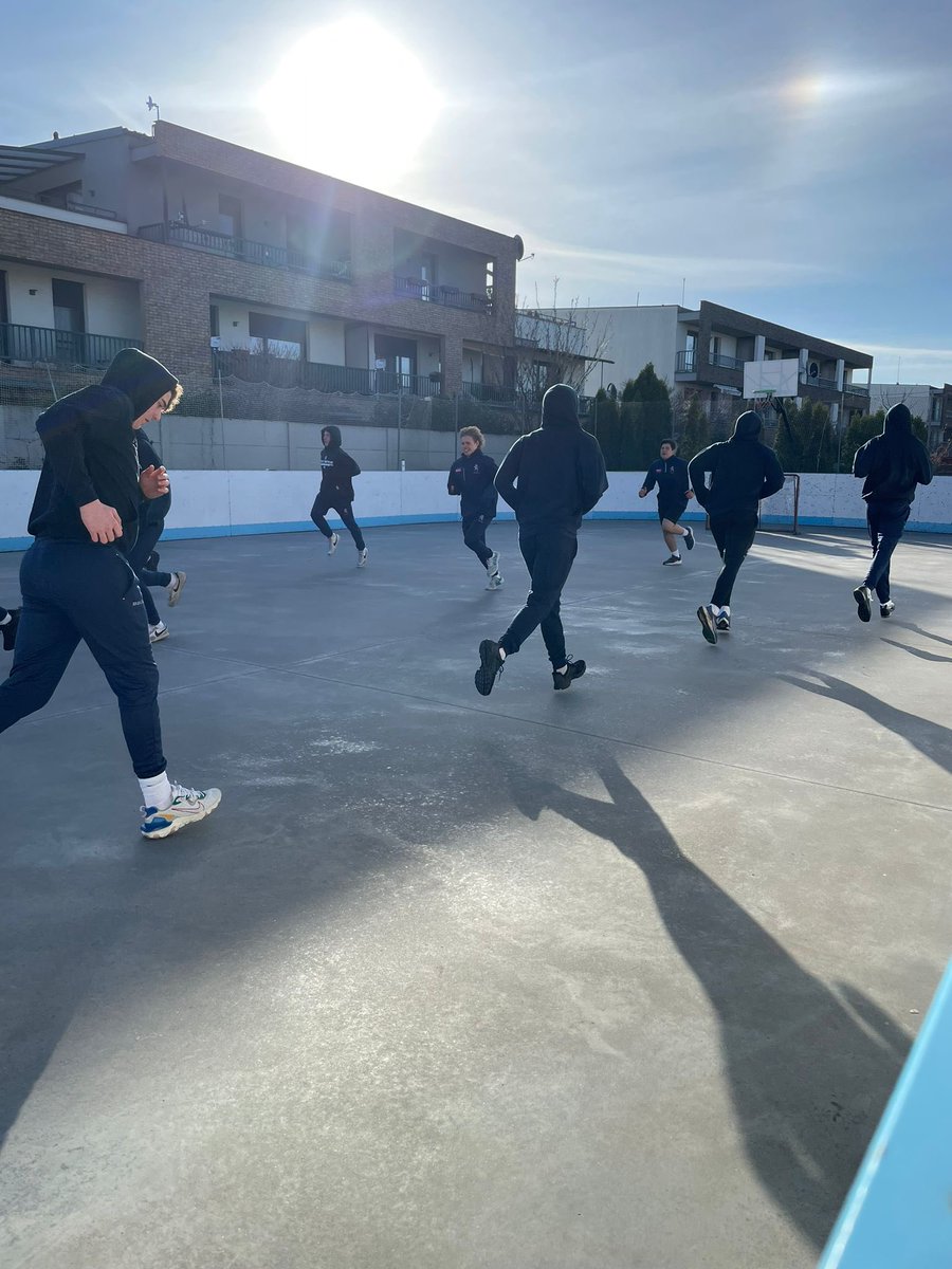 TeamGBicehockey's tweet photo. GB U18 training camp underway in Slovakia🇬🇧🏒 https://t.co/IWhhYRwQss
