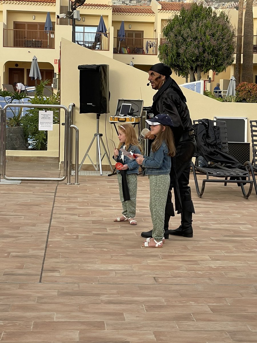 Claudia García tweet media