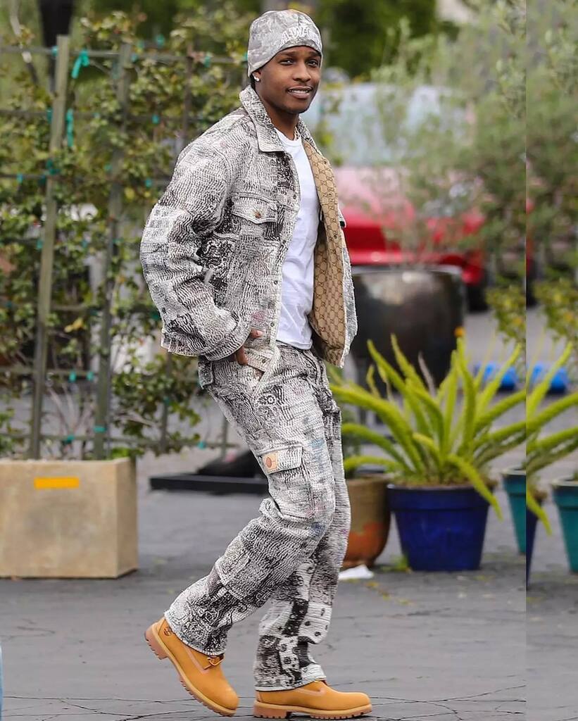 StyleVitae's tweet photo. ASAP Rocky was seen sporting a trendy and fashionable look in a custom-made reversible jacket and cargo pants set by @proletareart, created in collaboration with Gucci Continuum.

#Spotted #stylevitae #celebrityfashion #Asaprocky #gucci #proetareart https://t.co/yPNJVgwmUM https://t.co/0uWT95Mi02