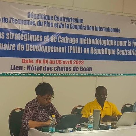 PNUD_RCA's tweet photo. 2024 : le Plan National Intérimaire de Développement #PNID fera suite au #RCPCA.
#HappeningNow ▶️les différentes parties prenantes en travaux pour l'élaboration des documents de base et la planification des étapes de la formulation du #PNID. @PNUD_RCA heureux d'appuyer. https://t.co/fK9m75U5XV