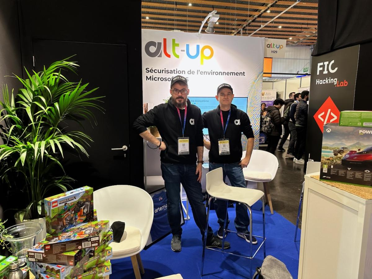 groupeArtemys's tweet photo. 📣 Welcome to Lille Grand Palais à notre Team alt-up by Artemys !
Fabrice et Ludovik déjà sur les starting-blocks pour accueillir les premiers visiteurs du @FIC_eu sur le stand n° H29 !
Prochainement @suivre en live leurs aventures #cybersecurite 😉
#cybersecurity #FIC2023 https://t.co/s9N3eZRvOR