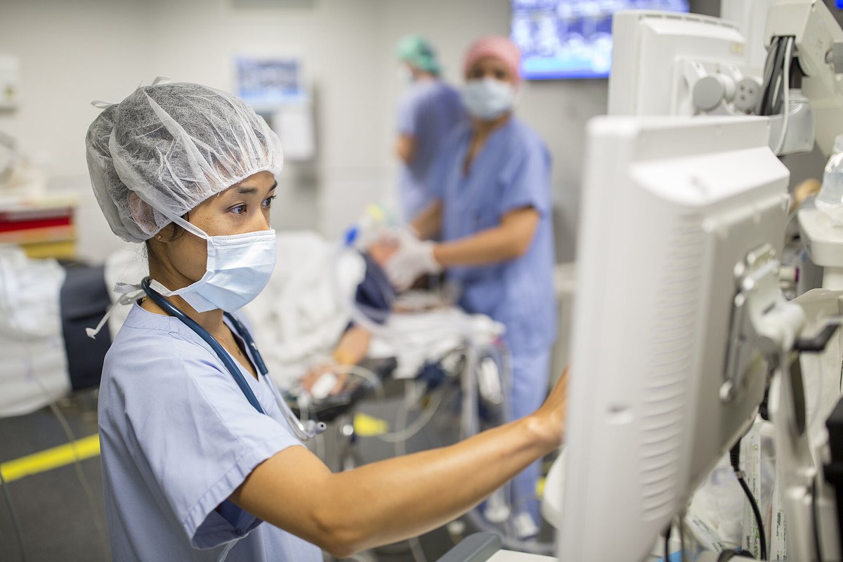 [#Santé et #Télémédecine]
Le 3 mars dernier, l’<a href="/HopitalFoch/">Hôpital Foch</a> a inauguré le système de #neuromodulation à distance développé par le laboratoire <a href="/AbbottNews/">Abbott</a> .
#santé #douleurs #avancée #neurostimulation
ticsante.com/story?ID=6635