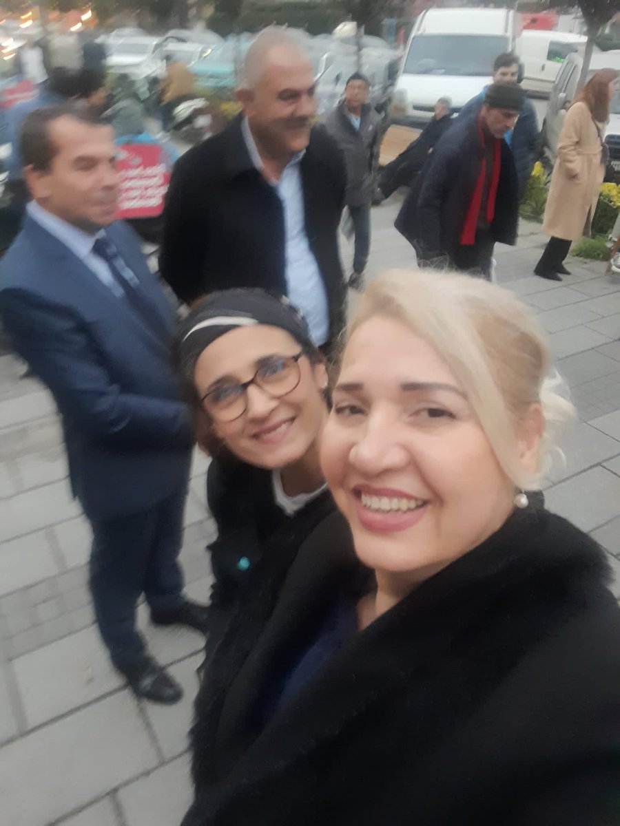 IyiBolge3's tweet photo. Bugün Büyükçekmece de ilçe seçim ofisi açılışına Ve İftira katıldık; Emeği geçen başkanlarıma teşekkür ediyorum 🇹🇷🌞🇹🇷 https://t.co/oU7rykd0SJ