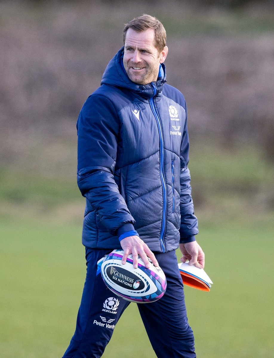 🎯 Want kicking tips from one of Scotland's greats? @CameronHouseLL are hosting an Easter Holiday kicking clinic for children and teens to hone their rugby skills, led by Chris Paterson. More ➡️ bit.ly/3manoiu