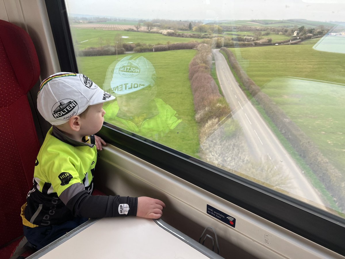 Bob Loves Trains tweet media