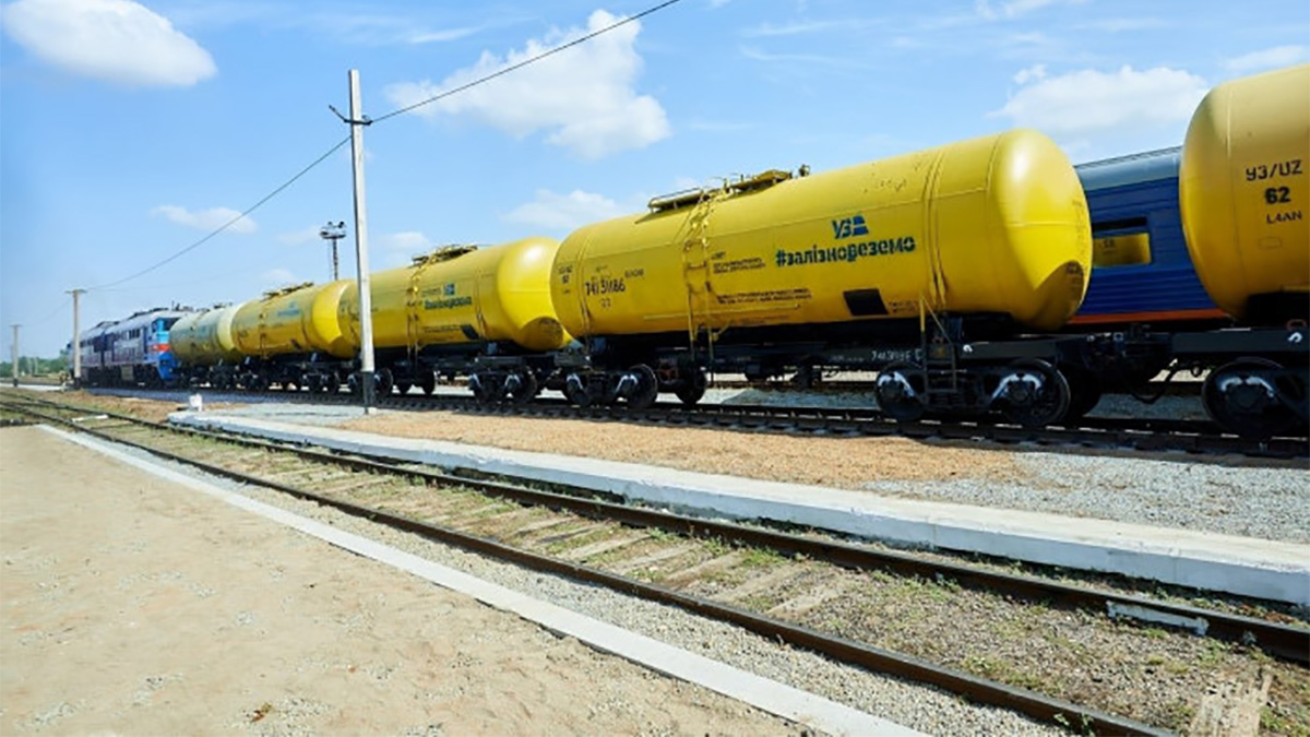 689news's tweet image. #x24agency: The opening of the checkpoint will shorten the route of export and transit cargo to the ports of Reni, Galati and Giurgiulesti.
#bordercheckpoint #exportcargo #Moldova #railway #transitcargo #Ukraine #Ukrainiannews #x24 #x24news #x24lutinx

x24.lutinx.com/new-railway-bo…