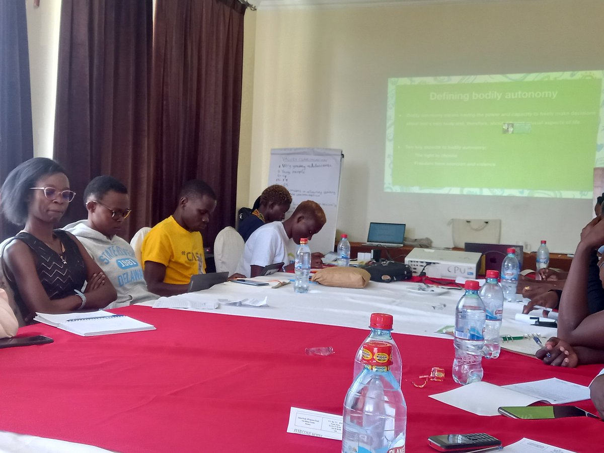 PeperushaB's tweet photo. We currently part of the ongoing sexual reproductive health and rights Advocacy workshop hosted by @youth_coalition in Kisumu.Its a moment of learning for some of our staff https://t.co/DVteuwZIYh