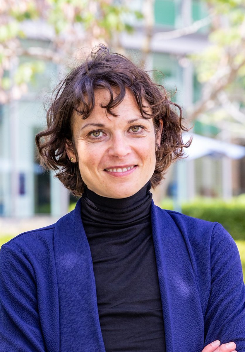 In September you will be able to hear our next keynote speaker, @ClaudiaLoebel, talk about the work she is doing at @UMich: engineering the cell-material interface towards understanding and guiding cell function. Stay tuned! esb2023.org/keynote-speake…