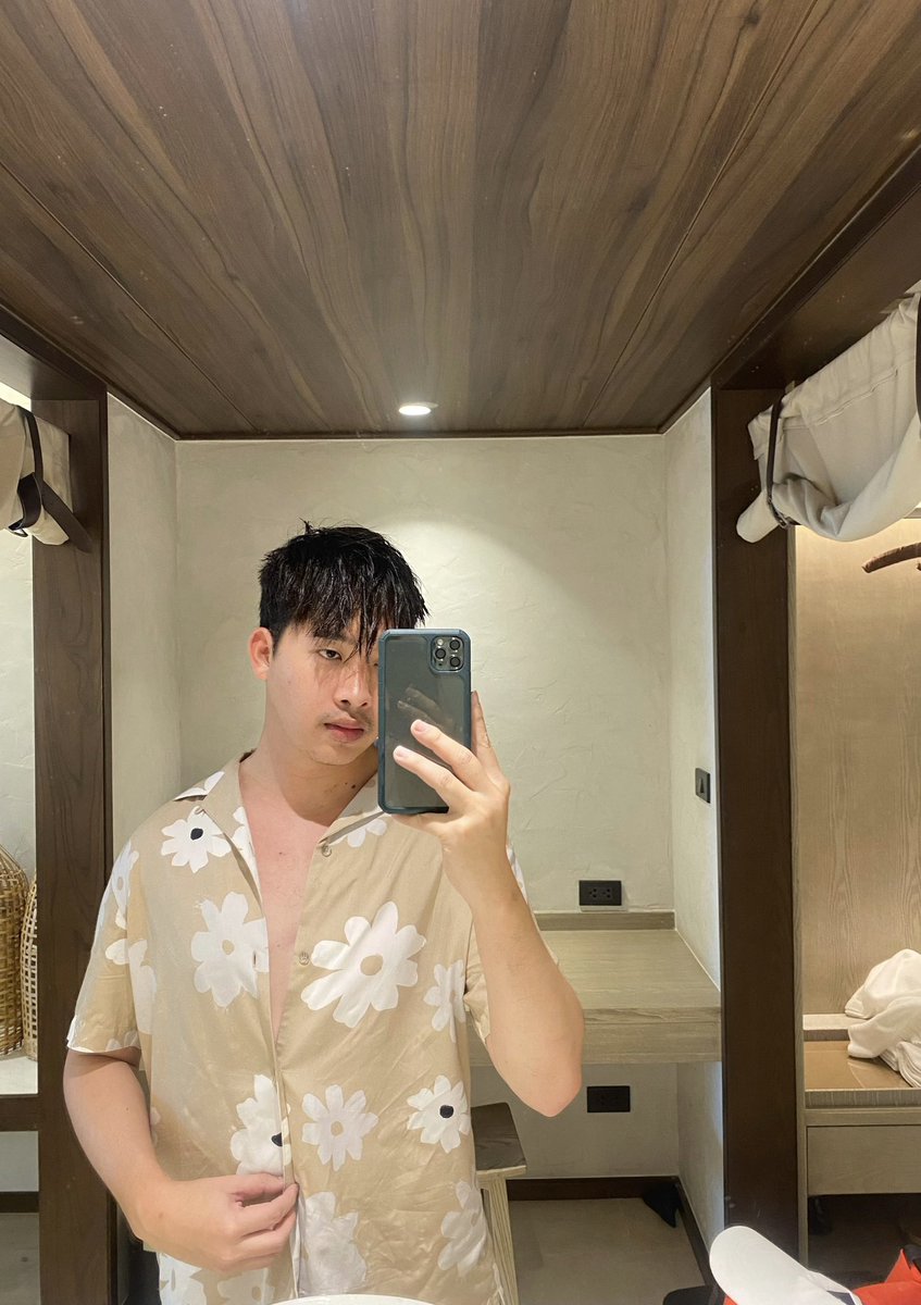 BENNEFRANK13's tweet photo. 💡 ถ้าเธอชอบผู้ชาย ลายดอก เรามีให้หลายดอกนะ 🤍🌼 https://t.co/zJS4hzHAjI