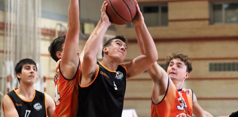 #CanteraPB | #JunMasCyL #Temp22_23

🏆 2a Div. - Gr. Norte - Jor.18

⚫ @grupoadarsa Maristas 'B' 1️⃣0️⃣3️⃣
🔵 @fdrbasket 1️⃣8️⃣

📸 ---
📝 palenciabasket.com/adarsa-marista…