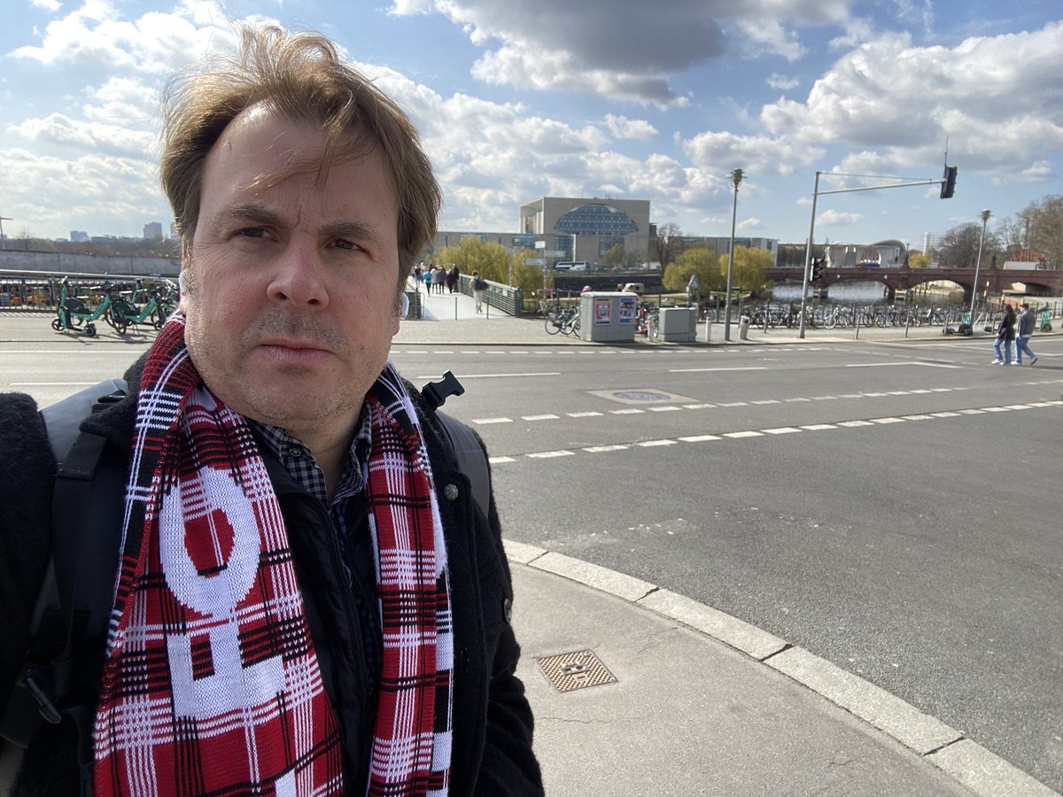 michaeloschmann's tweet photo. Jetzt aber schnell auf nach #Nürnberg #ausgründen #fcnvfb #fcn #glubb … damit wir hoffentlich bald wieder hier sind. #berlin https://t.co/zCKekJrJeW