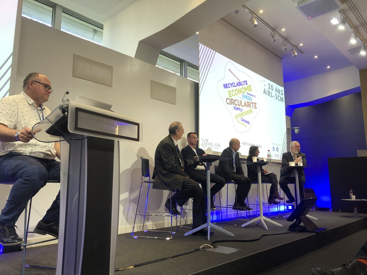 Penser la décarbonation c'est viser en même temps la satisfaction du #Client, l'amélioration des #Coûts, le plaisir des #Collaborateurs et la réduction du #Carbone, un véritable défi pour les chaînes logistiques modernes et imprévisibles qui impose l'agilité et l'adaptabilité