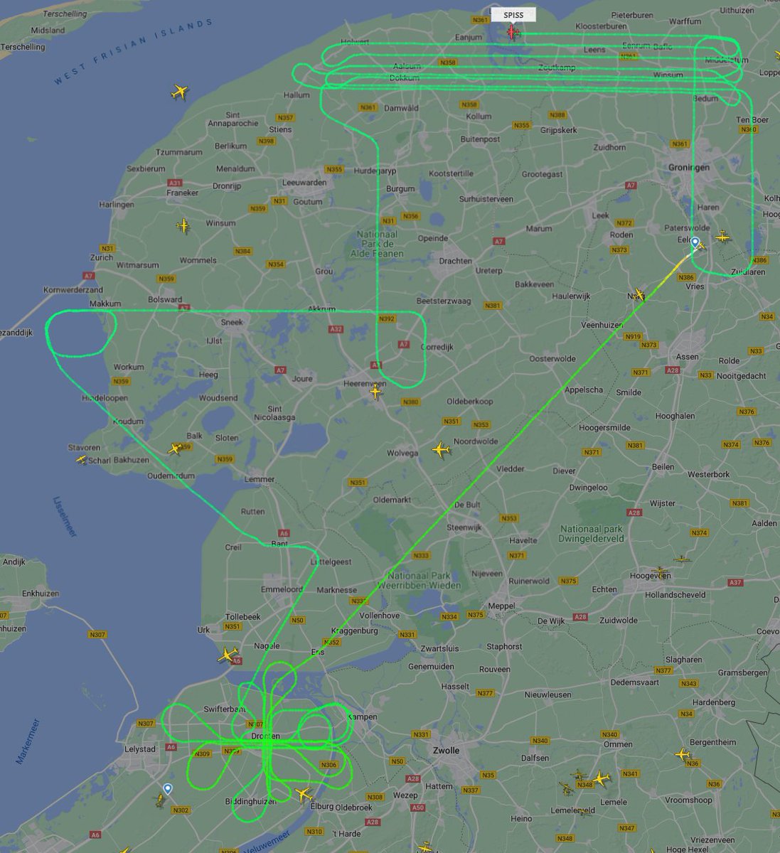 At_Geo's tweet image. En wéér een gunstige dag voor het vliegen van de jaarlijkse luchtfoto's.

flightradar24.com/DIBWF/2fc74bb3
flightradar24.com/PHSLE/2fc73cec
flightradar24.com/PHPNX/2fc75b8a
flightradar24.com/SPISS/2fc73975

#luchtfotos #aerialphotos @At_Geo @SlagboomPeeters 🛩️