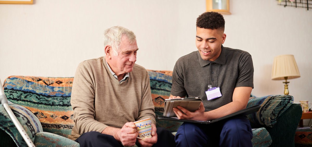 Our #digital information guides are here to help you get to grips with later life. Whether you would like to know more about doing food shopping online, or how to set up an email, we are here to help! Find out more: lght.ly/ndkk331