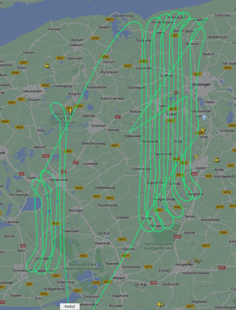 At_Geo's tweet image. De zon schijnt volop, dus vliegen ze er op los!

flightradar24.com/PHPNY/2fc74e40
flightradar24.com/SPOPG/2fc75037
flightradar24.com/PHSVZ/2fc74333
flightradar24.com/P68/2fc75818

#luchtfotos #aerialphotos @At_Geo @SlagboomPeeters (e.a.) 🛩️