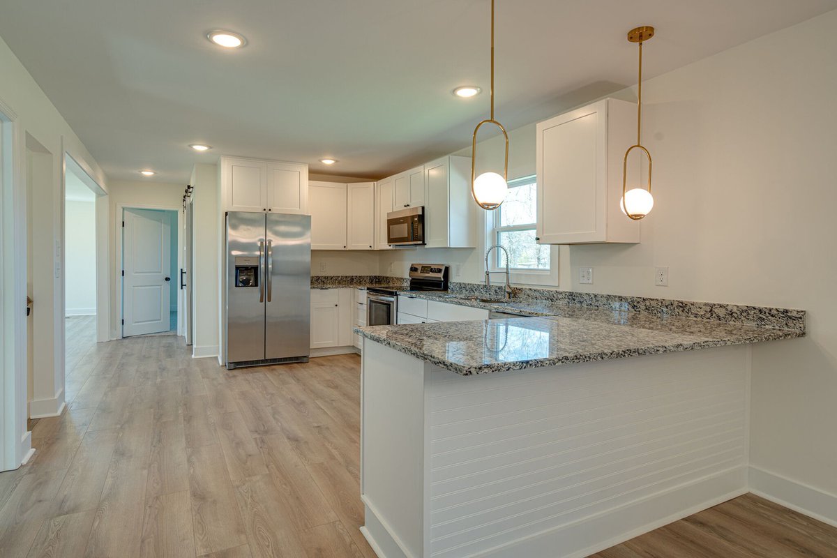 Tenn_Homes's tweet photo. Cute home with some room to run!

📍 4427 Washington Rd, Greenbrier, TN
🛏️ 4
🛁 2
🏠 2,280 sq.ft.
$624,900
MLS: 2503994
Listing courtesy of: eXp Realty
#homeforsale #tennessee #nashvillerealestate #tennesseehomes #tnhomes #homesearch #greenbrier #robertsoncounty #robertson https://t.co/j58lvPdFP7