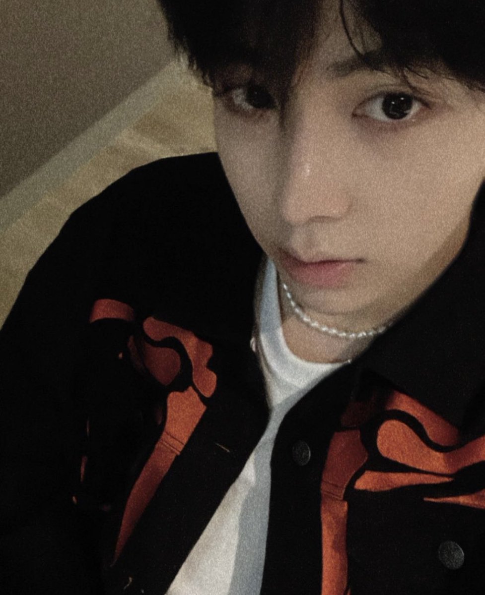 iamyourvvip's tweet image. 🐶조우찬 짤 모음 타래🐶
(내가 나중에 보려고 갤정하는 중)